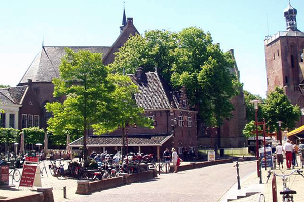 Workum plaza, Holanda